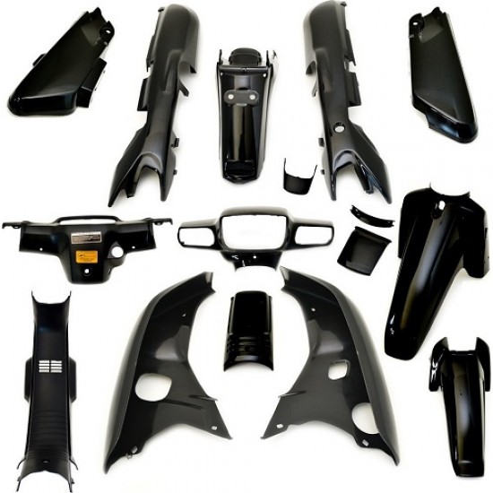 ΚΙΤ ΠΛΑΣΤΙΚΑ C100 GRAND ΜΑΥΡΟ TAIL